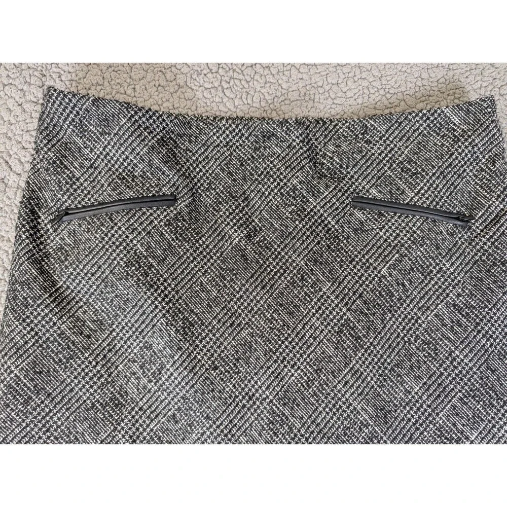 Talbots Tweed Skirt Faux Leather Trim Pockets Lined Black White Sz 16 Academia